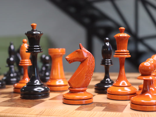 Reproduction of the Soviet chess set