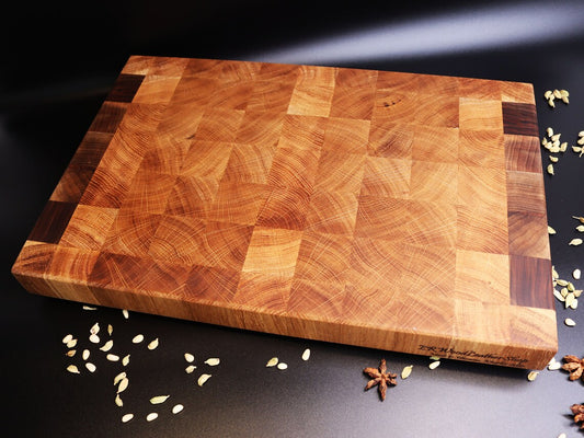 Exclusive end grain cutting board