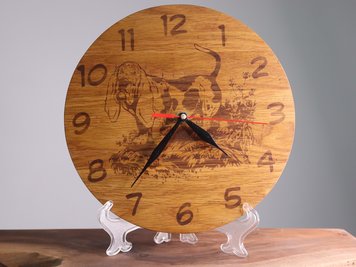 Exclusive wooden clock basset hound