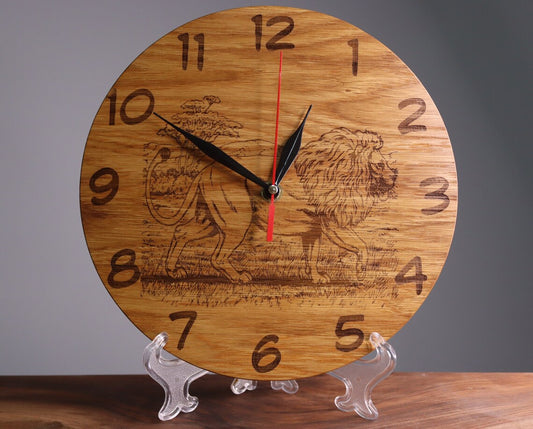 Exclusive wooden clock lion