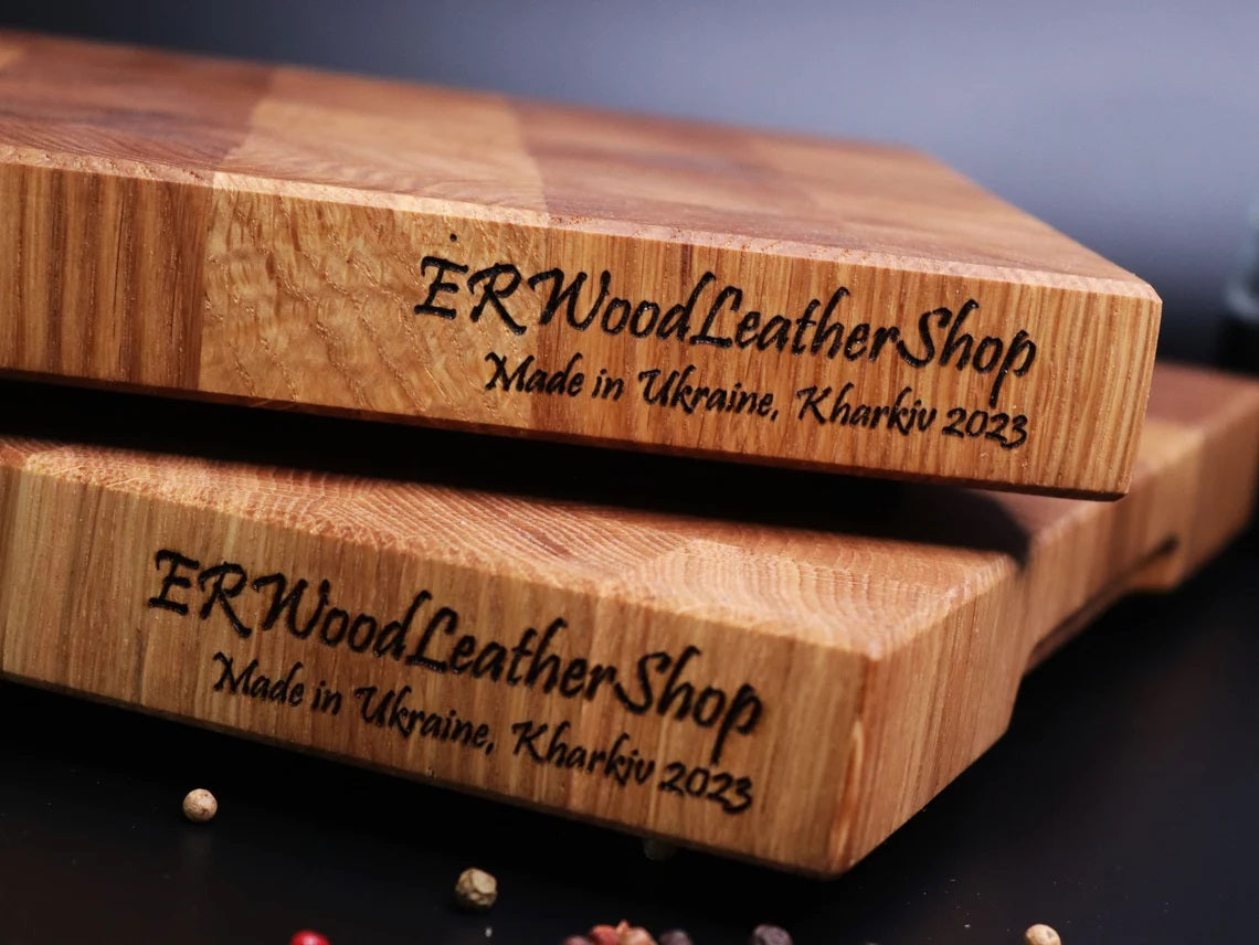 Exclusive end grain cutting board