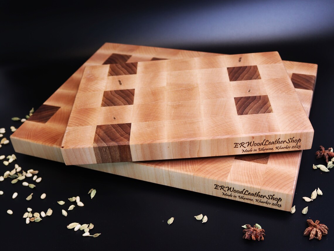 Exclusive end grain cutting board