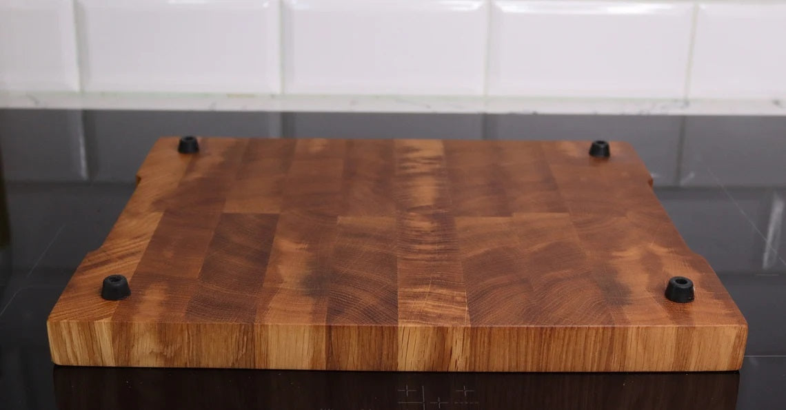 Exclusive end grain cutting board