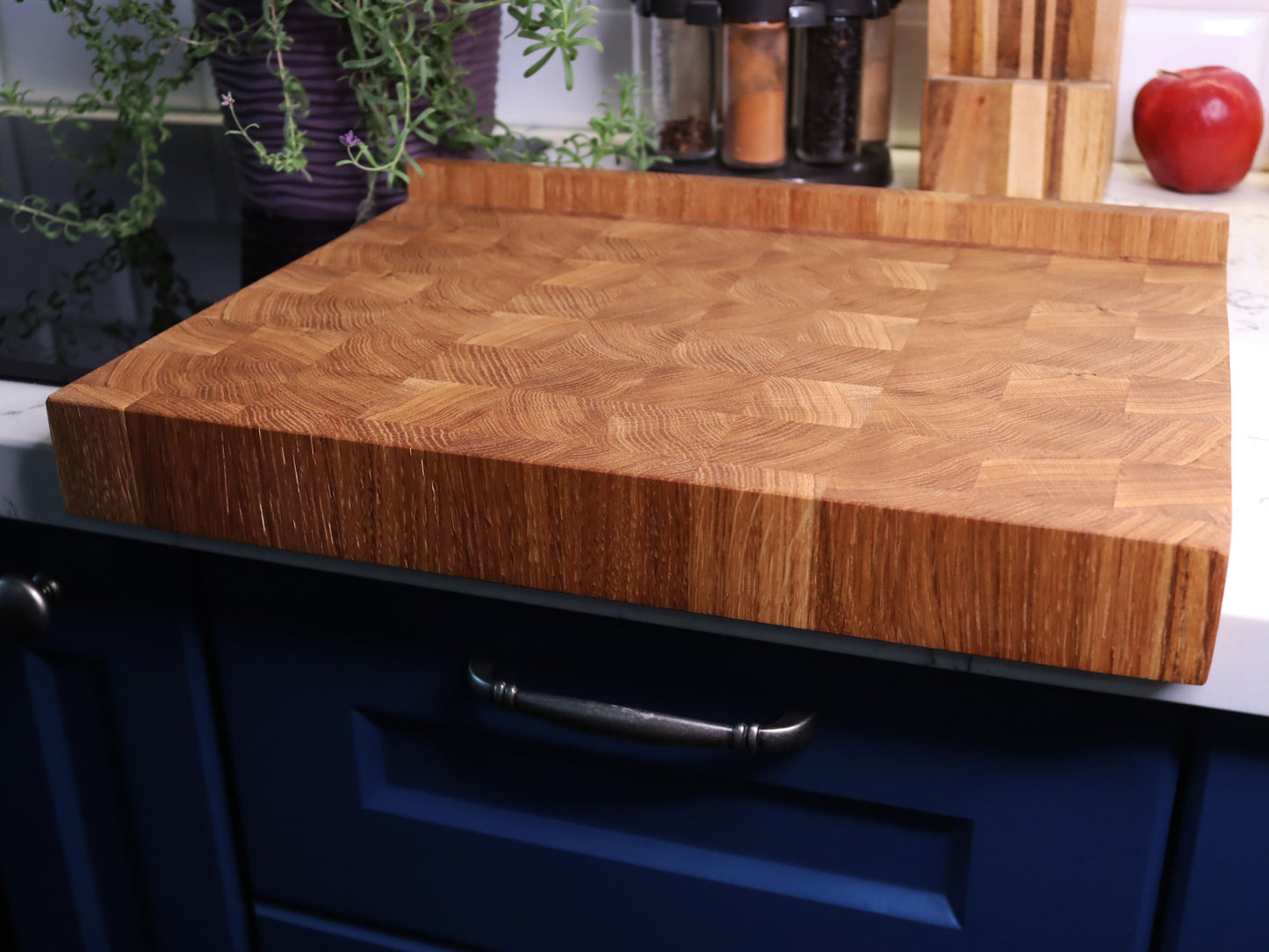 Unique end grain cutting board with double-side counter lip