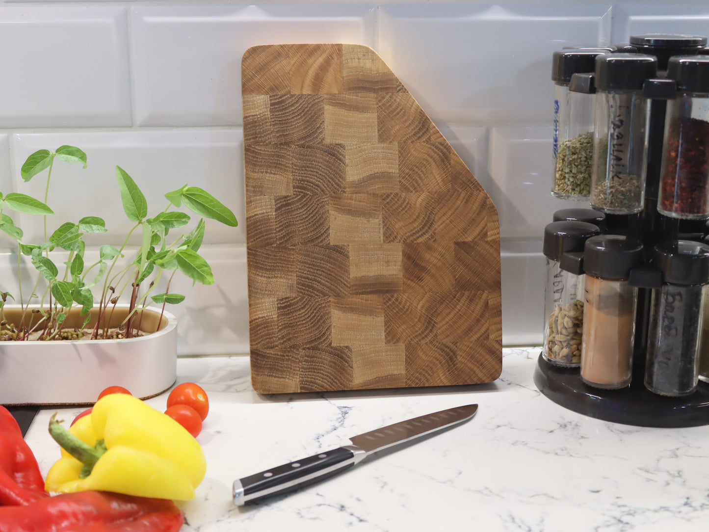 Exclusive end grain cutting board