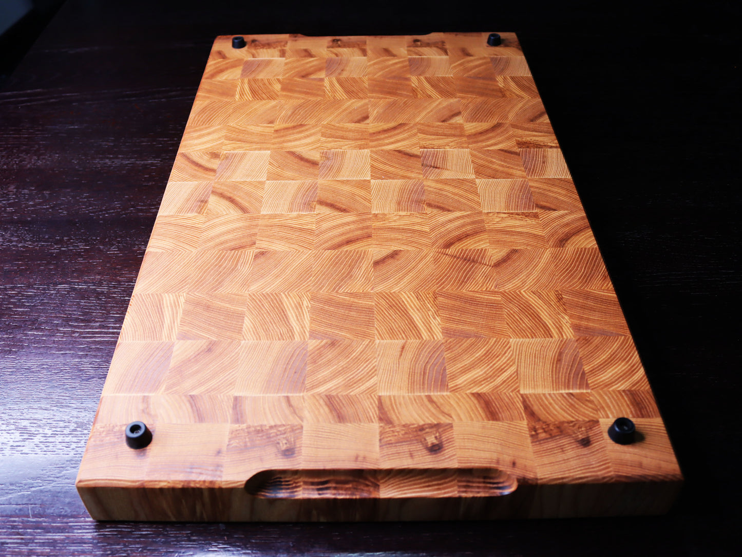 Exclusive large end grain cutting board