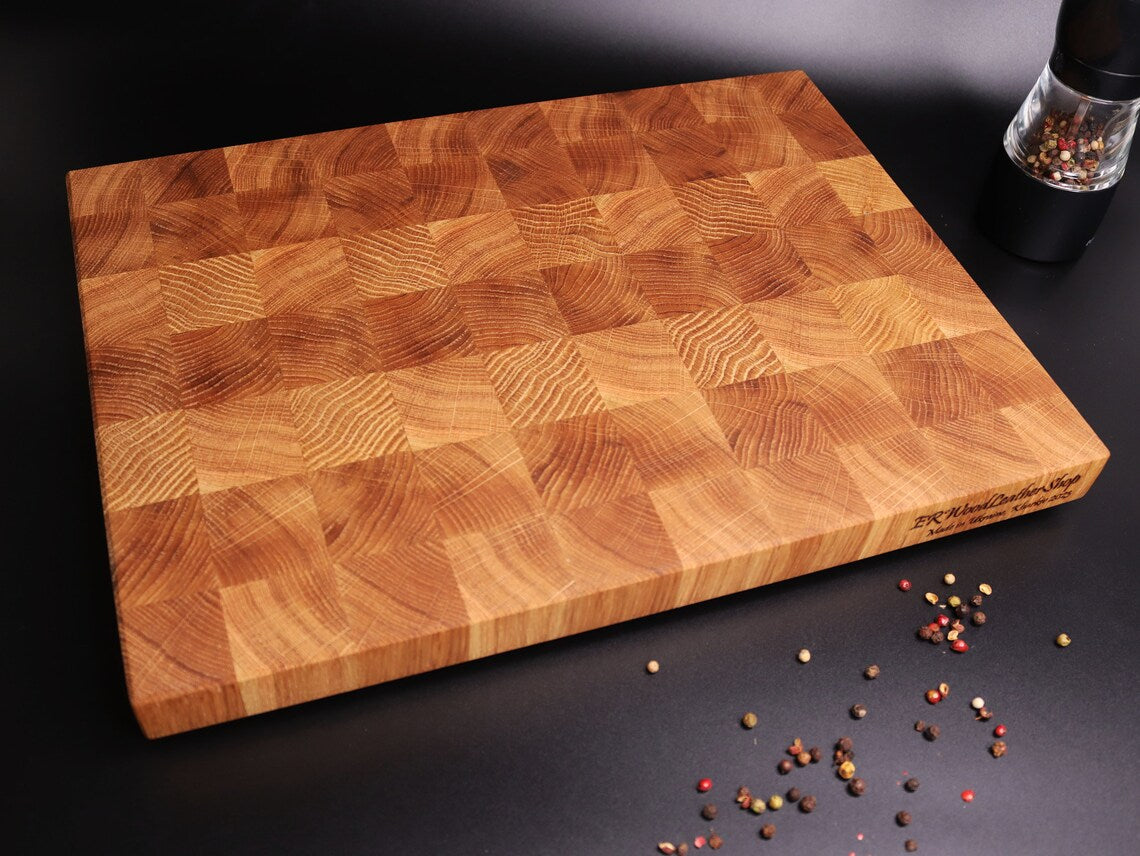 Exclusive end grain cutting board