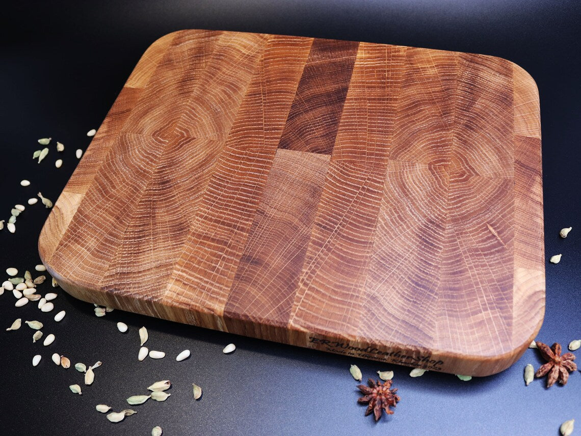 Exclusive end grain cutting board