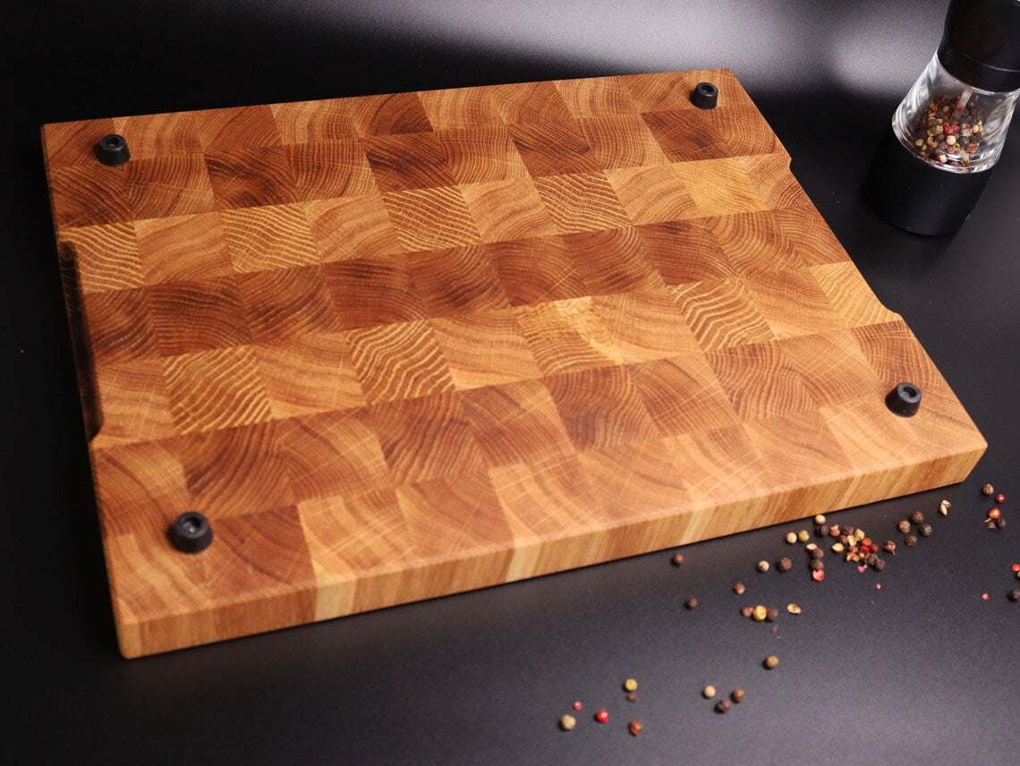 Exclusive end grain cutting board