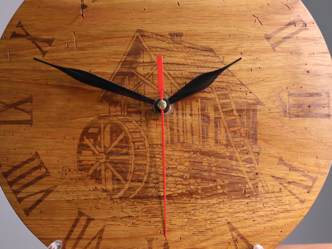 Exclusive wooden clock mill