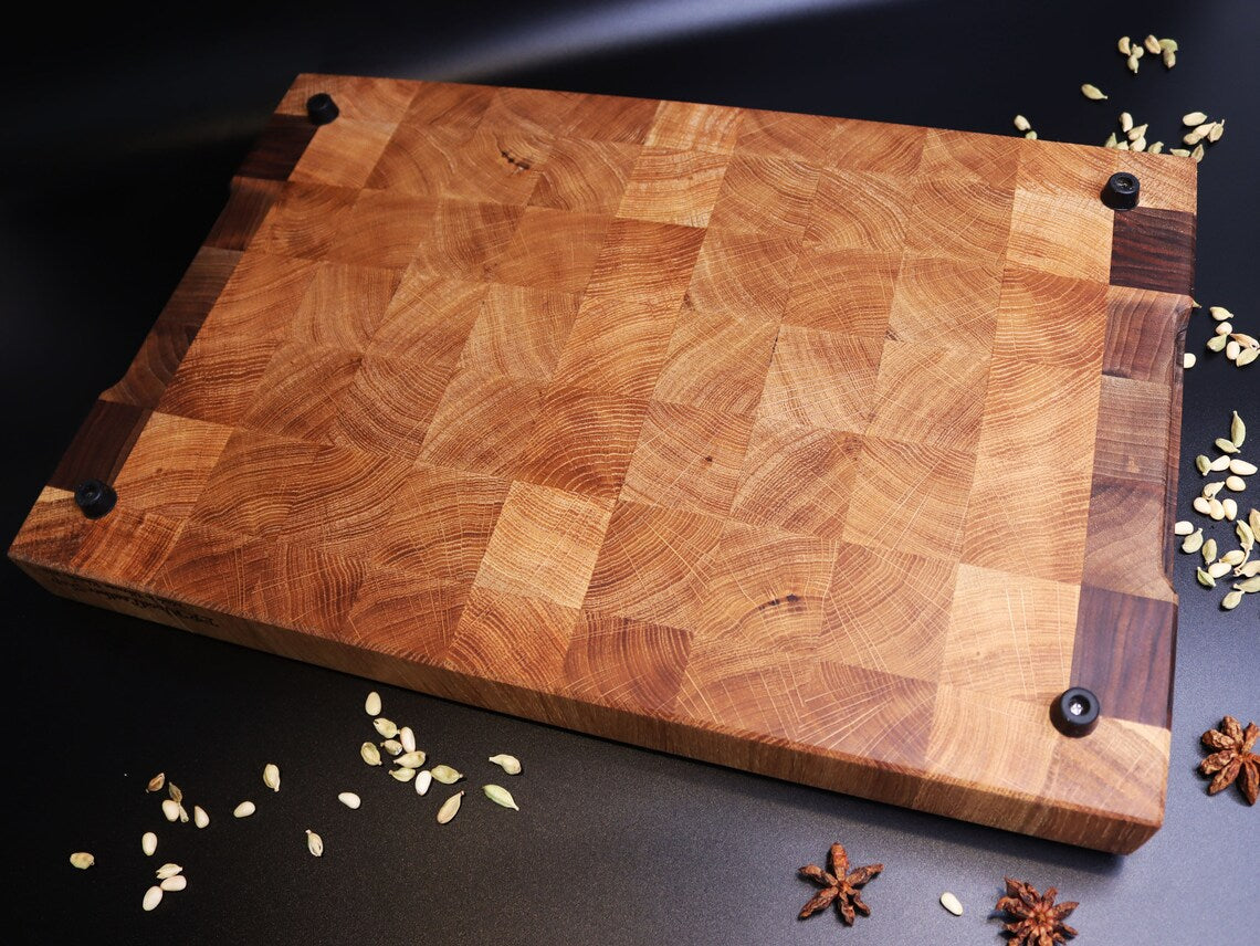 Exclusive end grain cutting board