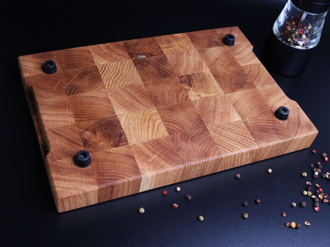 Exclusive end grain cutting board