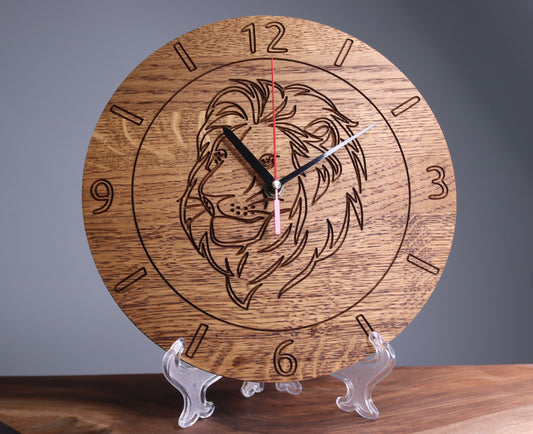 Exclusive wooden clock lion