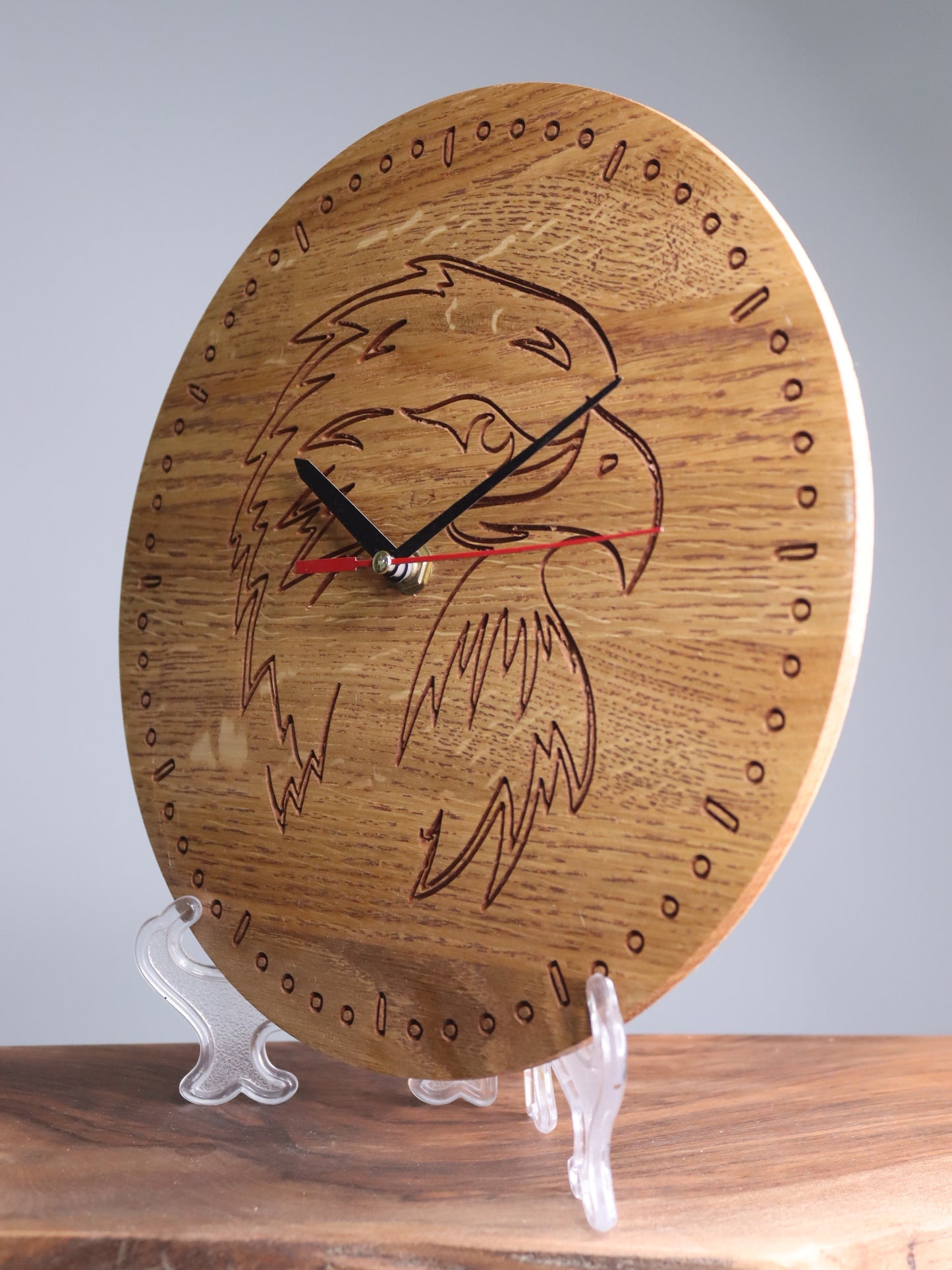 Exclusive wooden clock eagle