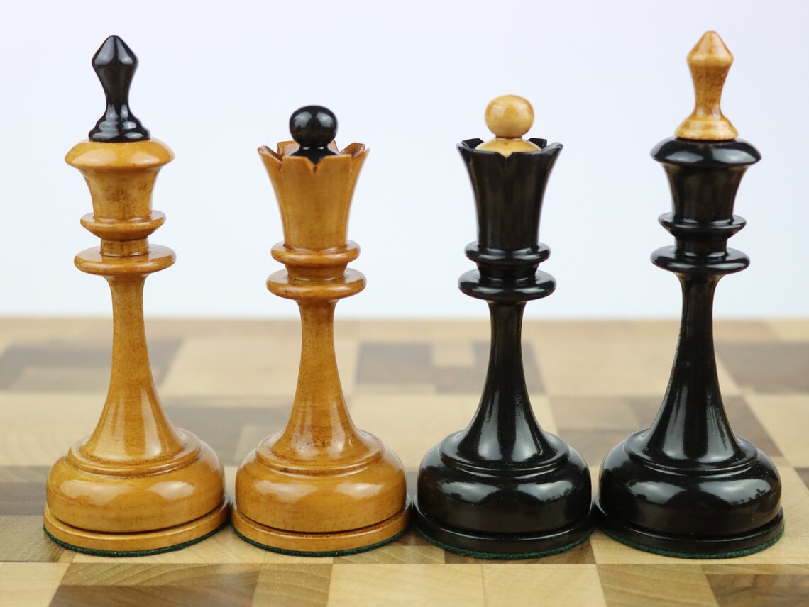 Wooden reproduction of a Soviet plastic chess set